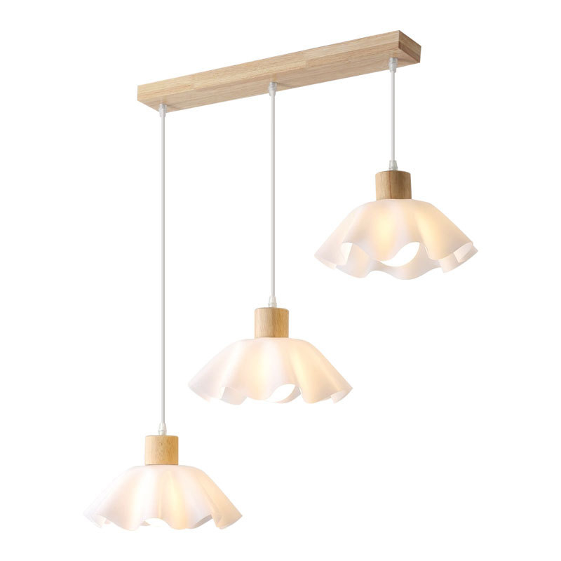 Krém színű, faanyagból készült csillár, modern minimalista stílus, petal alakú forma, egyfejű
