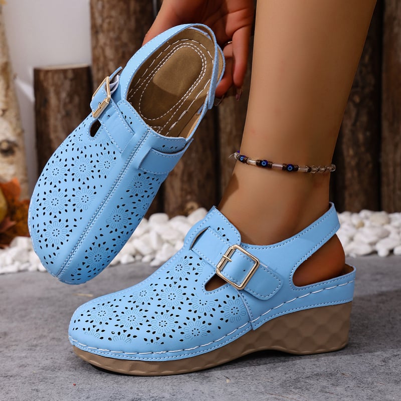 Női zárt orrú, vastag talpú szandál, hátul nyitott, 6-8 cm-es sarok, retro nyári stílus, kényelmes