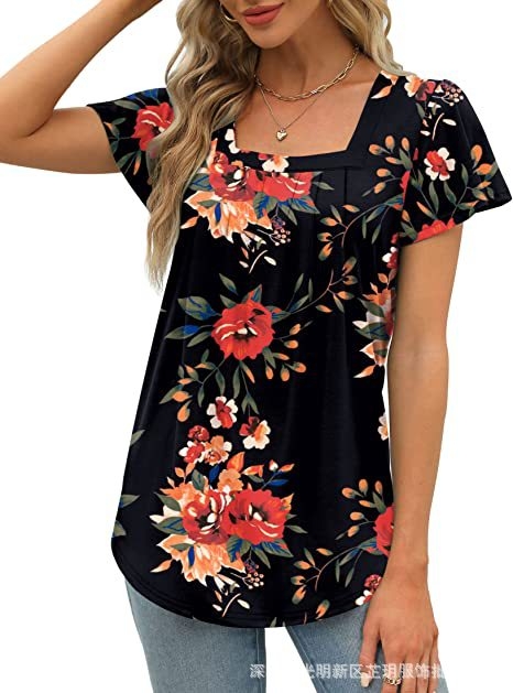 Γυναικείο κοντομάνικο T‑shirt με τετράγωνο λαιμό, πλισέ swallowtail άκρη, φλοράλ εκτύπωση, πολυεστέρας