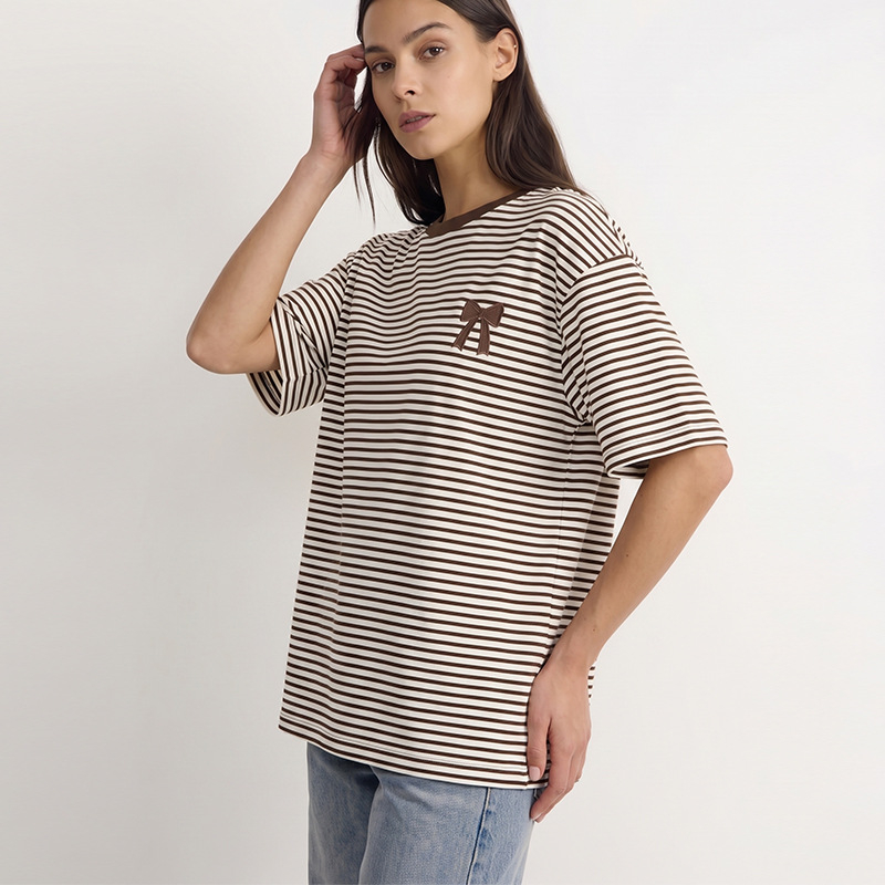 Γυναικείο T‑shirt με ρίγες, χαλαρή γραμμή, μανίκια μεσαίου μήκους, στρογγυλός λαιμός, oversize, καλοκαίρι 2026