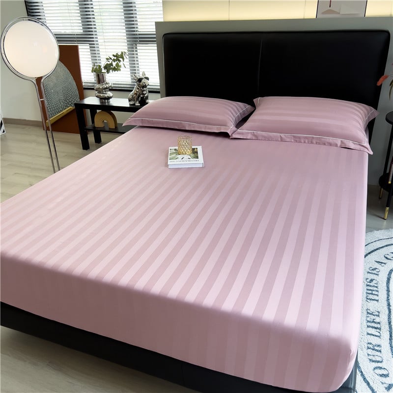 100% pamut jacquard csíkos négy darabos ágyneműkészlet — gumis lepedő, paplanhuzat, sík lepedő és párnahuzatok