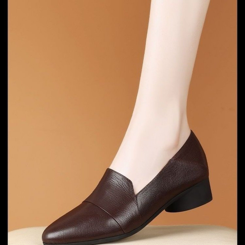Γυναικεία slip-on επίπεδες παπούτσια με μυτερό δάχτυλο, χαμηλό τακούνι, μαλακό δέρμα και σόλα