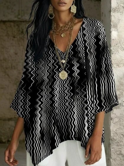 Boho potlač, V výstrih, batwing rukávy, voľný strih, nepravidelný lem