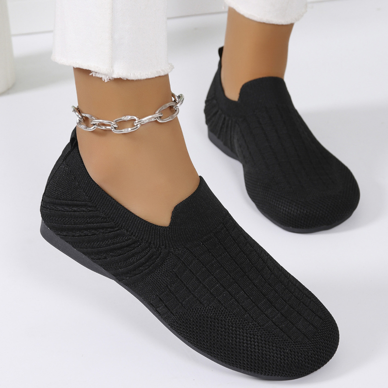 Γυναικείες slip-on με στρογγυλή μύτη, μονόχρωμες, φλατ σόλα, Plus Size, άνοιξη-καλοκαίρι 2025