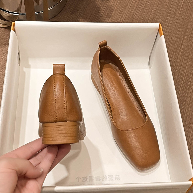 Γυναικεία slip-on παπούτσια με τετράγωνη μύτη και χαμηλό τακούνι, κατάλληλα για καθημερινή και επαγγελματική χρήση, PU επάνω μέρος
