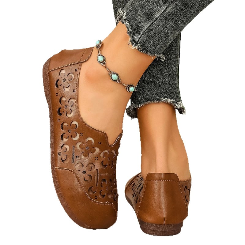 Női lyukacsos cipő, lapos talpú, retro stílus, kerek orr, etnikus dizájn, alacsony felső, slip-on