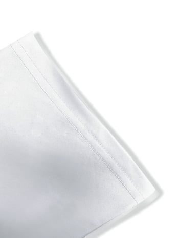 Čiernobiele šaty A‑línie, okrúhly výstrih, krátke rukávy, patchwork detaily, midi dĺžka, milk silk látka, Rui meet, leto 2025