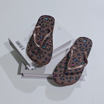 Dámske letné žabky s leopardím vzorom a klipom na prsty, protišmykové na pláž a do kúpeľne