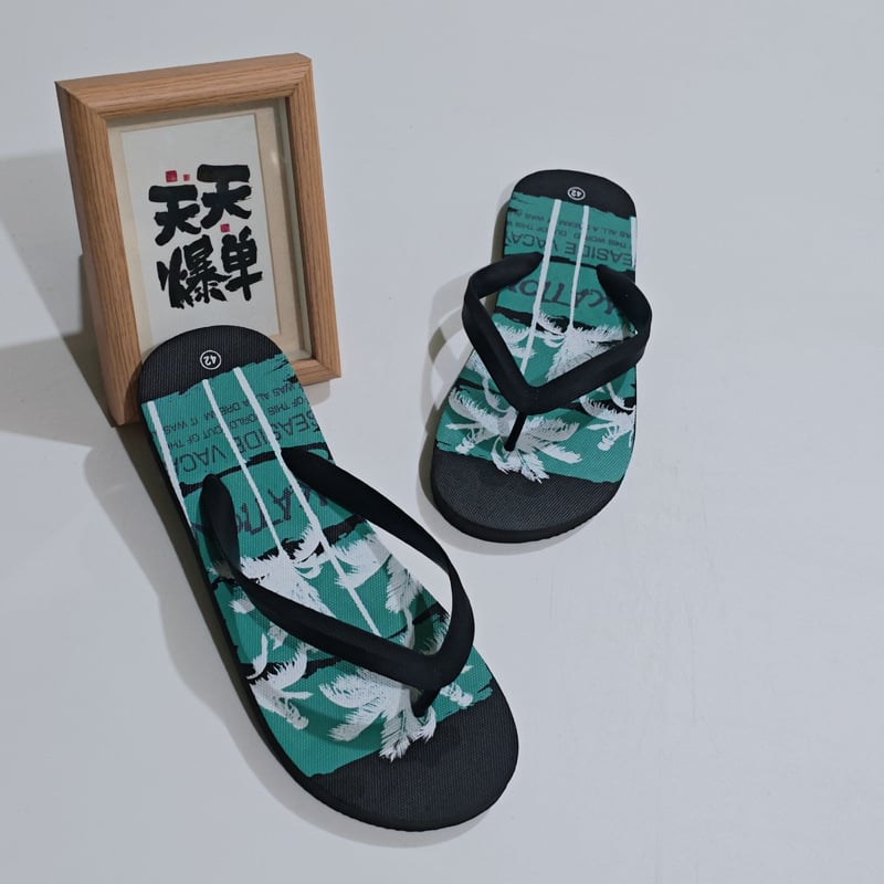 Férfi nyári kültéri csúszásmentes flip-flop papucs, puha talppal, kényelmes és könnyű strandcipő