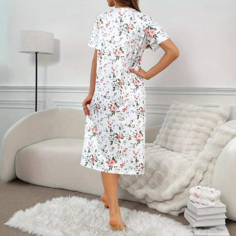 Домашна нощница от milk silk, 3/4 ръкави, кръгло деколте, дълга, за всички сезони