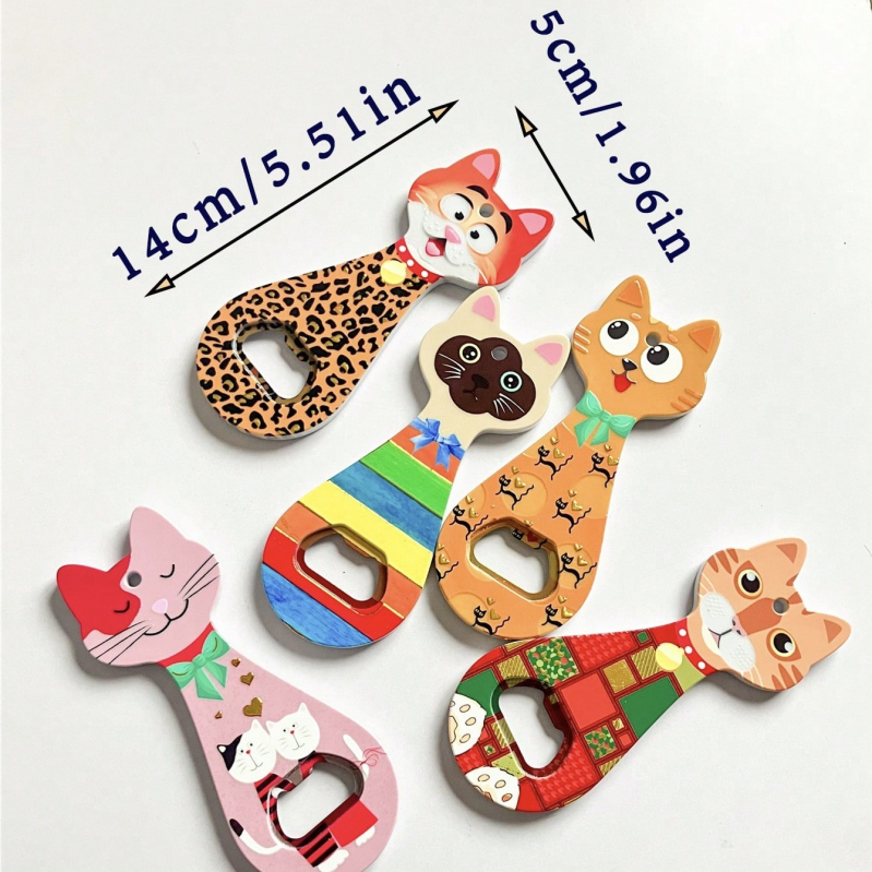 Deschizător de sticle din melamină, în formă de cap de pisică, cu textură relief și finisaj auriu, magnet pentru sticle de bere