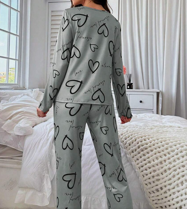 Set de pijamale pentru femei cu imprimeu inimă — top cu mânecă lungă și pantaloni lungi, confortabil pentru casă