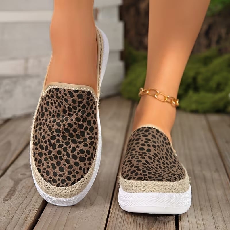 Szalmás talpú halászcipő, légáteresztő slip-on, szivárvány csíkokkal