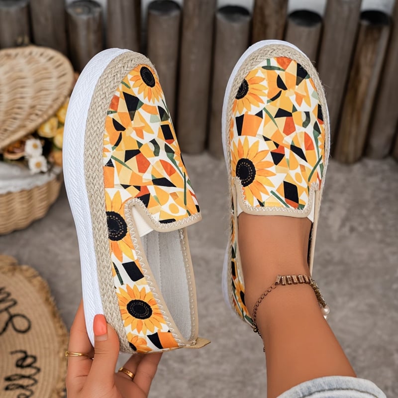 Szalmás talpú halászcipő, légáteresztő slip-on, szivárvány csíkokkal