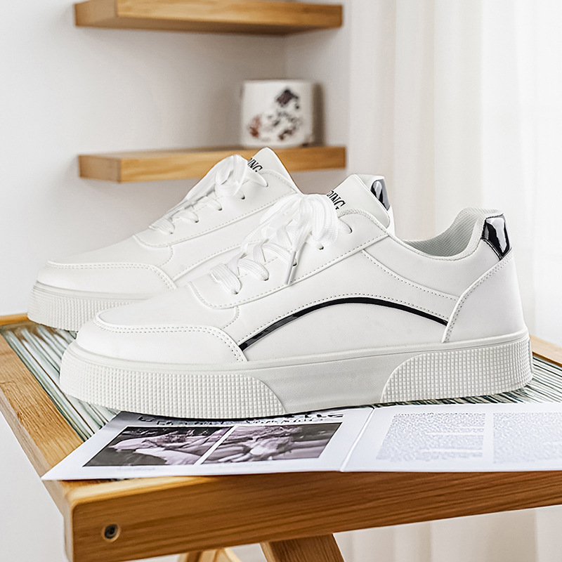 Ανδρικά casual sneakers χαμηλού ύψους, λευκά, σε μεγάλο μέγεθος, κατάλληλα για άνοιξη και φθινόπωρο, μοντέρνα και ευέλικτα