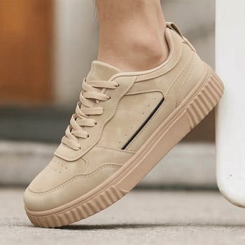 Férfi alacsony talpú gördeszkás cipő vastag talppal a magasság növelésére, divatos és sokoldalú mindennapi sneaker, retro utazó cipő