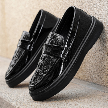 Pantofi din piele pentru bărbați, primăvara 2026, stil business casual, vârf rotund, respirabili și ușori, anti-alunecare, toc mediu 3–5 cm, talpă PVC, branț EVA