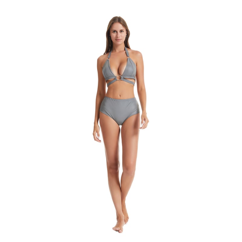 Két részes bikini szett színes fényvisszaverő mintával, nyakba kötött halterneck, mély kivágású felsőrész, strandoláshoz
