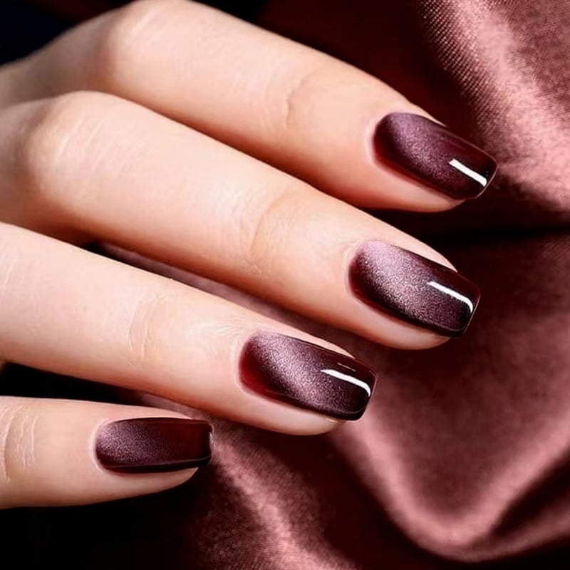 Cat Eye set noktiju, nepravilne srednje duge duljine, suptilan sjaj, 24 uklonjiva nokta