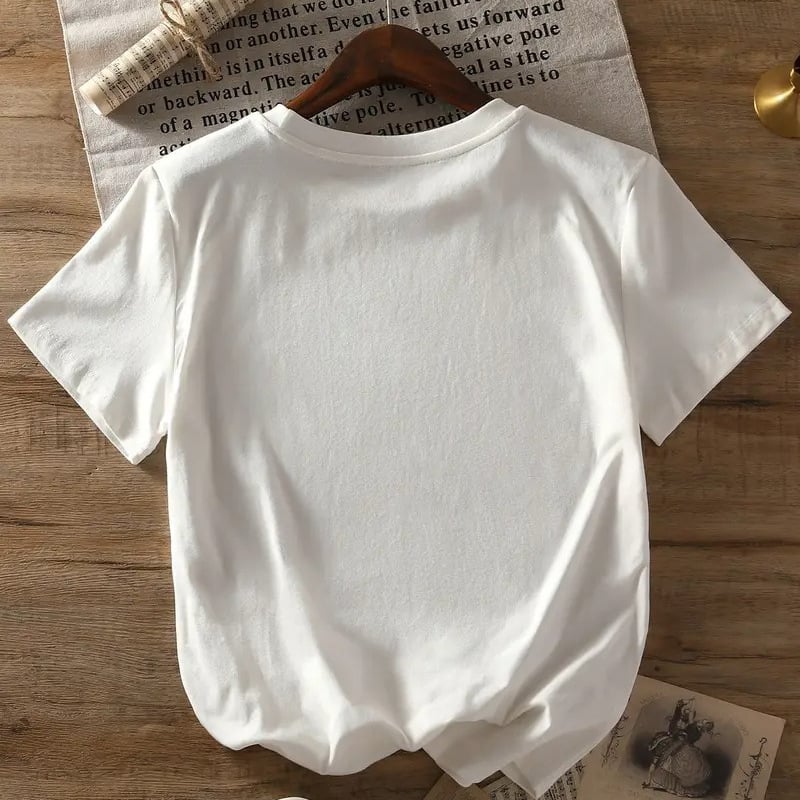 Γυναικείο T‑shirt από 100% βαμβάκι, άνετης γραμμής με στρογγυλή λαιμόκοψη και κοντά μανίκια
