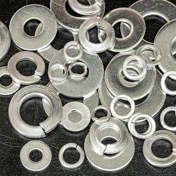 Set de 350 șaibe din oțel inoxidabil: șaibe plate și elicoidale, în cutie, standarde americane și britanice, metal