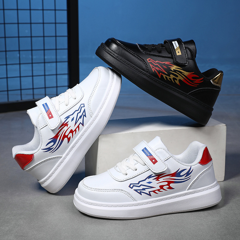 Čierne detské bežecké tenisky s plochou podrážkou, na suchý zips, unisex