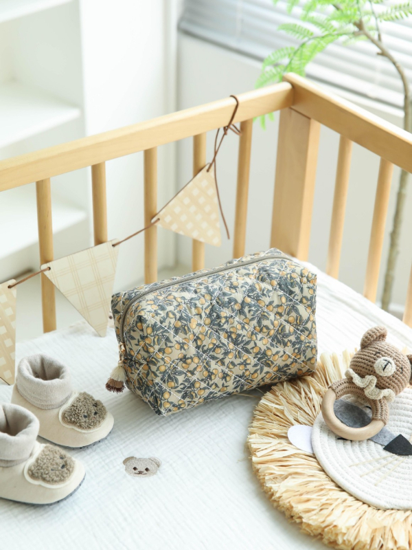 Kozmetička torbica s cvjetnim motivom i quilt dizajnom, velika kapaciteta, pamukasti materijal, kutija za olovke, izvezen karirani uzorak, za žene