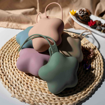 Cutie din silicon pentru suzete, în formă de stea cu cinci colțuri — integrată, minimalist, culoare solidă
