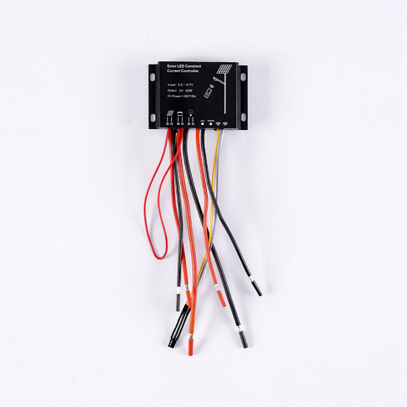 PWM inteligentni buck regulator za solarnu litijsku bateriju 3,2–3,7V za uličnu rasvjetu (start pri 0V, bez zaštite)