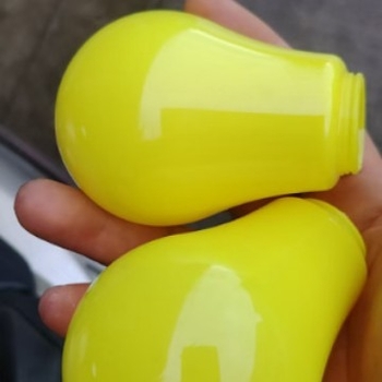 Жълт абажур за LED крушка пластмасов корпус и аксесоари