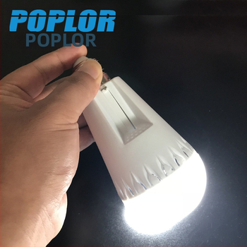 Núdzová LED žiarovka 9W, nabíjateľná vonkajšia ručná lampa s výsuvnou hlavicou E27