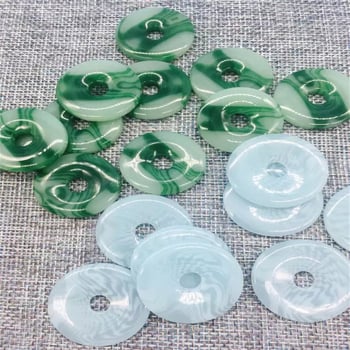 Imitacija žada od akrilnih malih kružnih pločica za DIY nakit - bijele i zelene nijanse žada