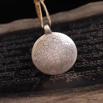 Tibetanski stil, ručno izrađeni bakreni privezak za struk s motivom lotosa, simbolom škorpiona i dizajnom Bagua devet palata