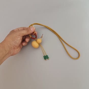 Pandantiv natural mic în formă de dovleac pentru colier cu lanț de pulover – bijuterie cadou pentru prietenă sau soție
