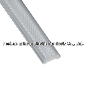 Tienidlo na lampu z PMMA akrylu s reliéfnym mini pásikom, extrudované, ultratenký hranol s antireflexnou úpravou pre osvetlenie skriniek