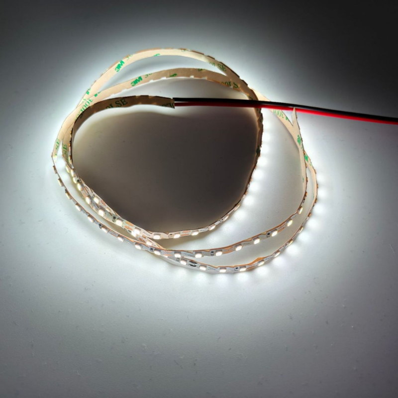 2835 SMD LED trak u obliku S i Z, niskonaponski ugradbeni kanal, samoljepljiva linearna svjetlost