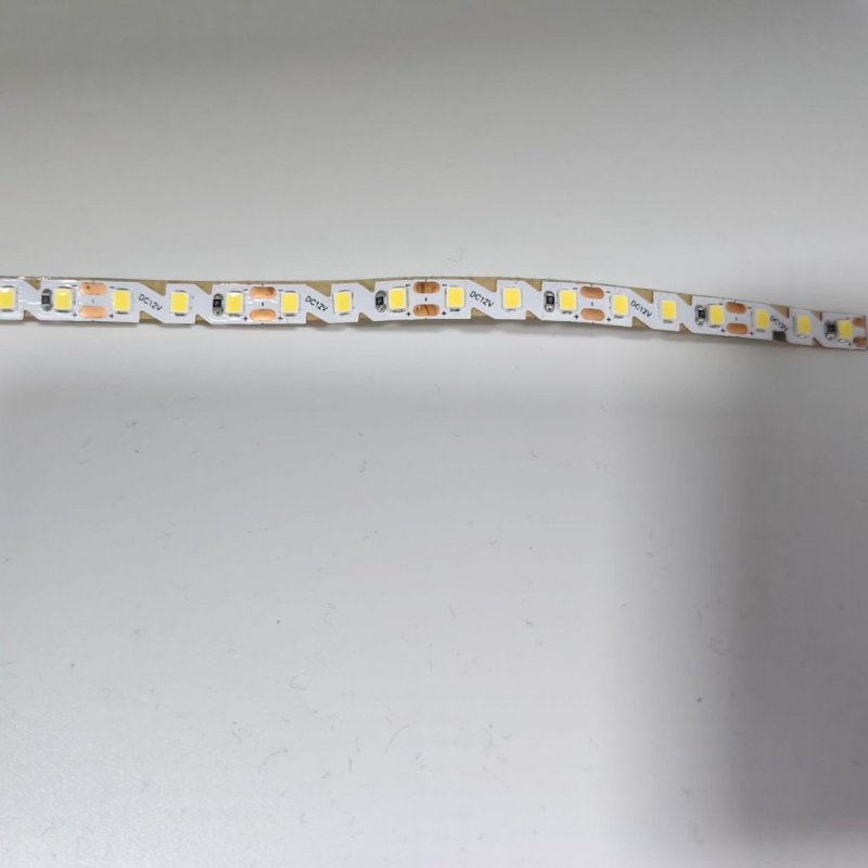2835 SMD LED trak u obliku S i Z, niskonaponski ugradbeni kanal, samoljepljiva linearna svjetlost