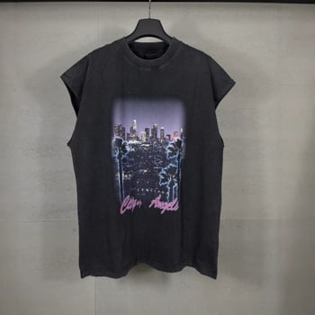 Βαμβακερή αμάνικη T‑shirt, χαλαρή γραμμή, εκτύπωση νυχτερινής σκηνής του Λος Άντζελες, ξεβαμμένος φθαρμένος ύφος