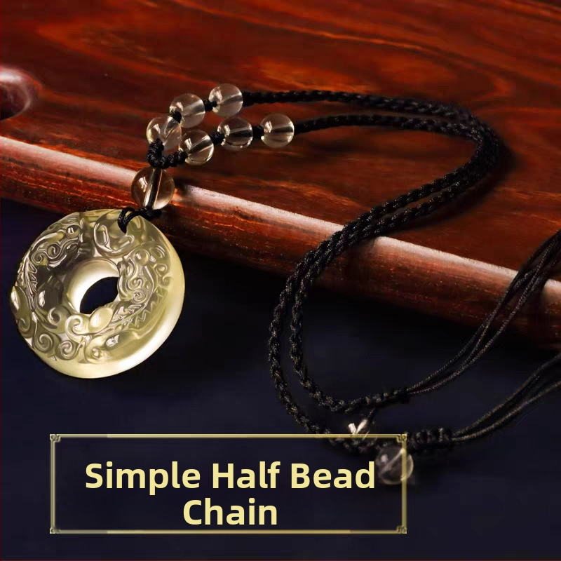 Unisex náhrdelník s dvojitým príveskom Pixiu zo žltého skla – ľahký luxusný amulet