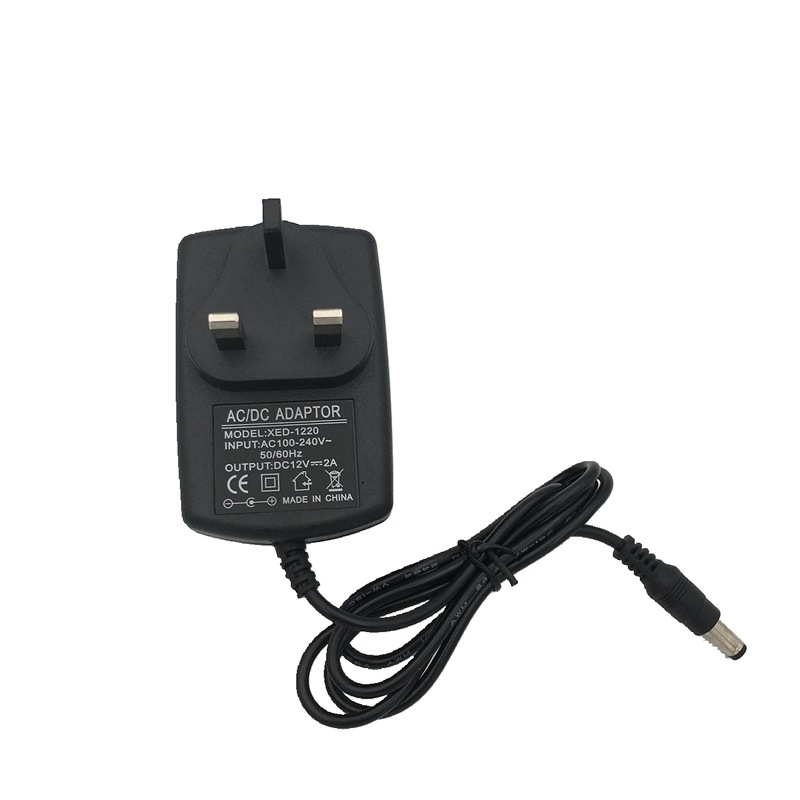 UK standard napajanje s višestrukim izlazima: 3V/5V/6V/9V/12V/0–24V, 1A/2A/12V/3A, kabel transformatora s trostupinskim utikačem