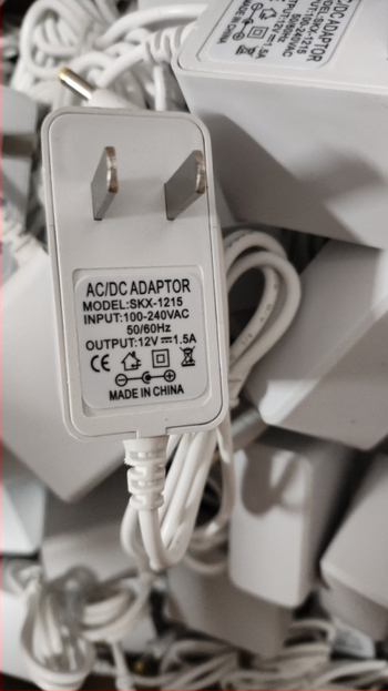 Napájací zdroj pre router Xiaomi Redmi AX6/AX5 12V 1,5A, kábel 1 m, biely