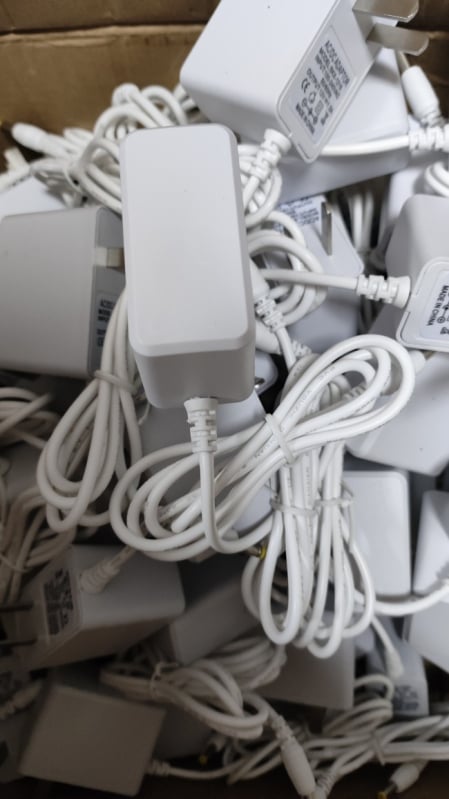 Napajanje za Xiaomi Redmi AX6/AX5 usmjerivač, 12V 1.5A, kabel duljine 1 m, bijela