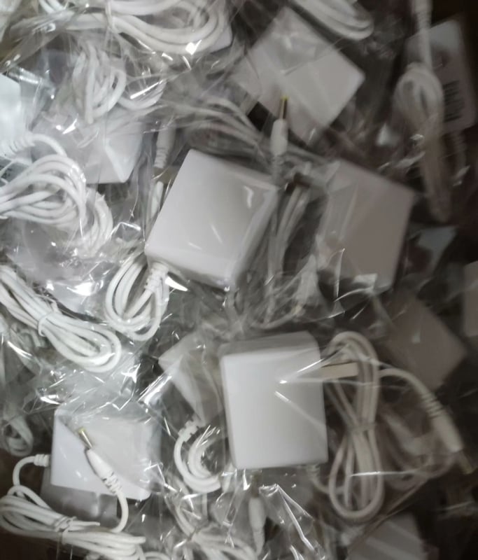 Napajanje za Xiaomi Redmi AX6/AX5 usmjerivač, 12V 1.5A, kabel duljine 1 m, bijela