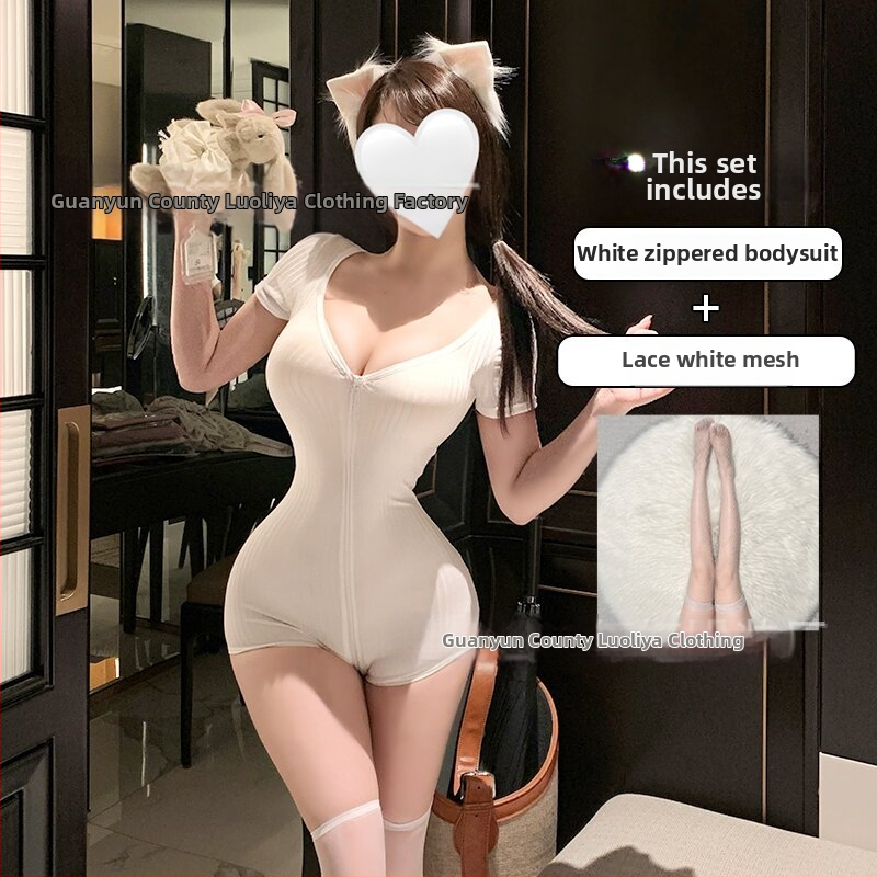 Sexy, pohodlné, vysoko elastické jednofarebné body s vertikálnymi pruhmi a šortkami pre ženy
