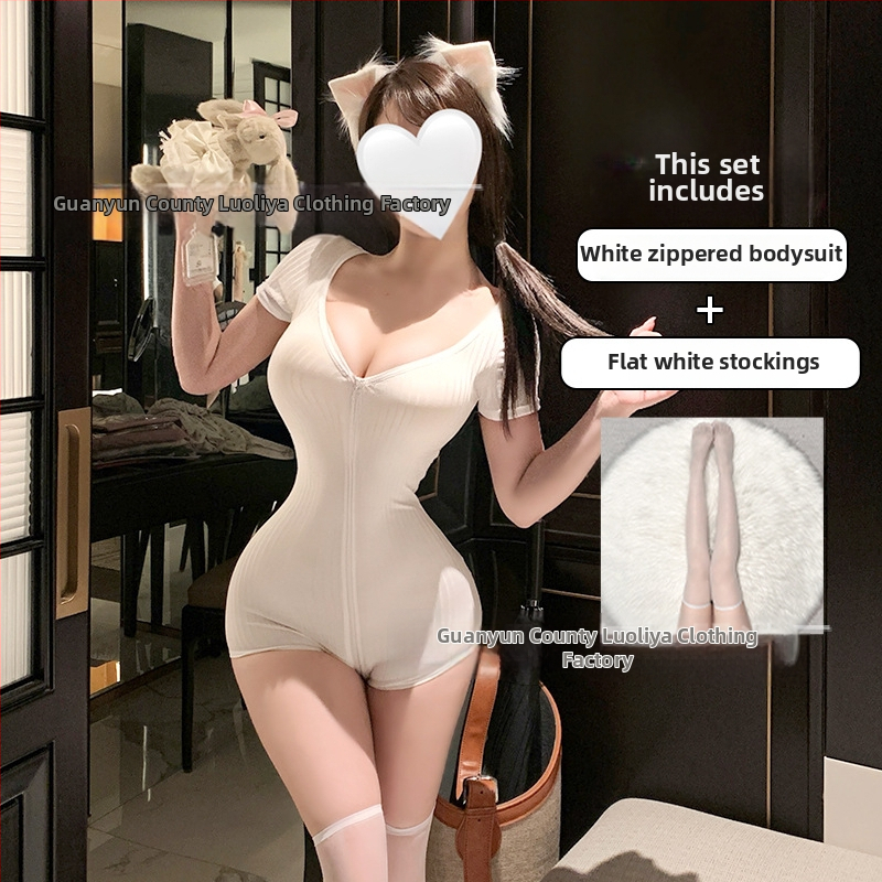 Sexy, pohodlné, vysoko elastické jednofarebné body s vertikálnymi pruhmi a šortkami pre ženy