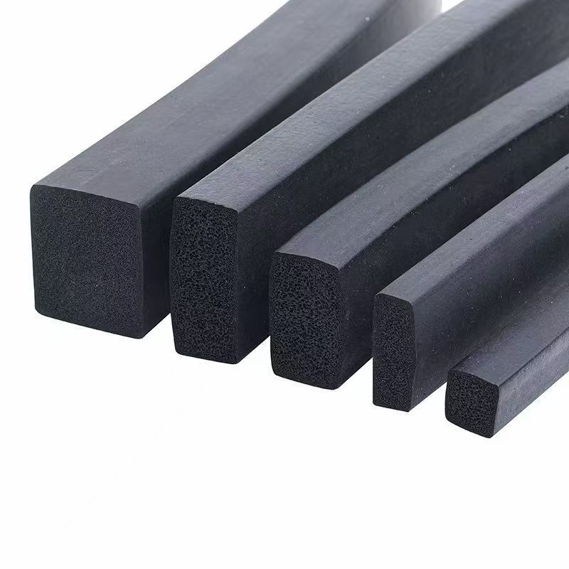 ΛΩΡΙΔΑ στεγανοποίησης EPDM από αφρώδες σφουγγάρι, ανθεκτική σε υψηλές θερμοκρασίες, ειδικά διαμορφωμένο άκρο σφράγισης, ανθεκτική στη φθορά, προστατευτική λωρίδα από καουτσούκ κατά της σκόνης