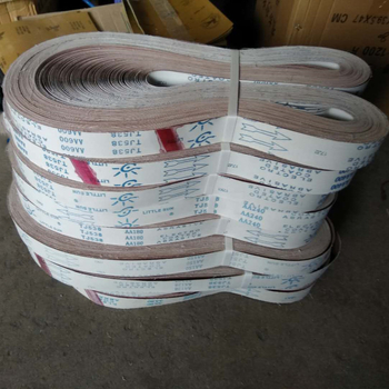 2100×50 mm ζώνη λείανσης TJ538 με κόκκινο μαλακό ύφασμα-βάση για λείανση και γυάλισμα μετάλλου και ανοξείδωτου χάλυβα