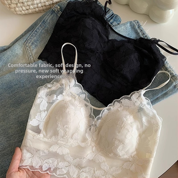Női vékony camisole beépített melltartó betéttel, egy darab csipkés fehérnemű, francia stílusú szexi.