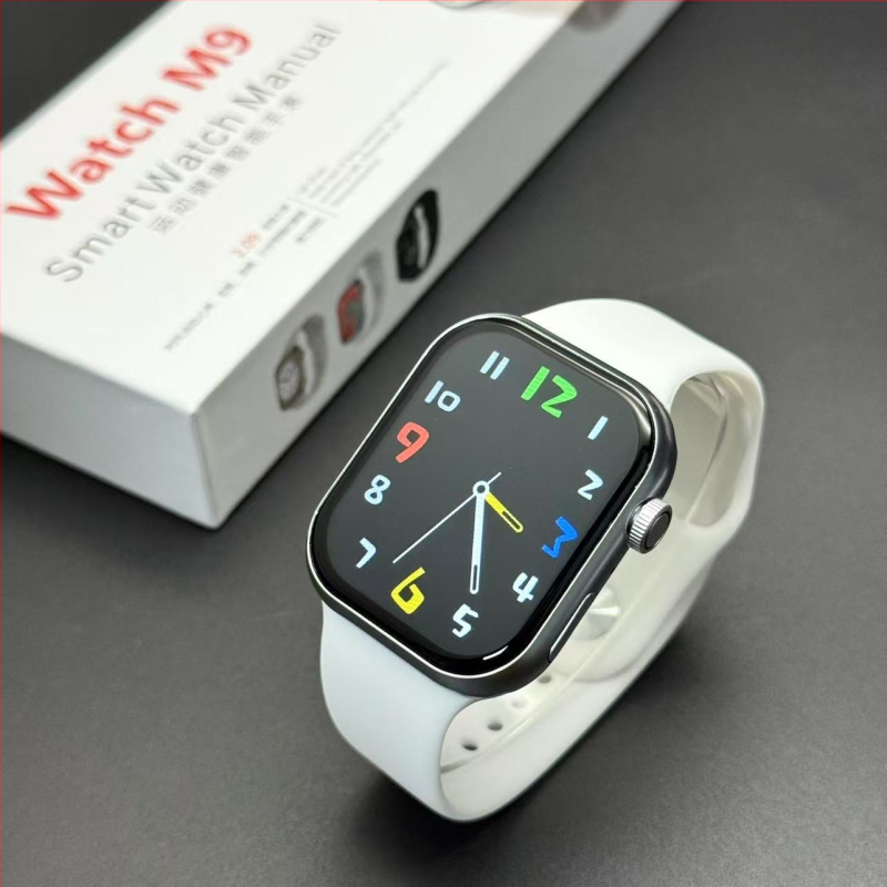 Smartwatch cu monitorizare în timp real a glicemiei, tensiunii arteriale, ritmului cardiac, lipidelor și acidului uric, cu precizie înaltă