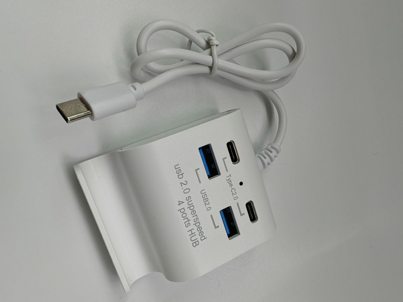 Új USB-C 4 az 1-ben dokkolóállomás, hub és telefonállvány